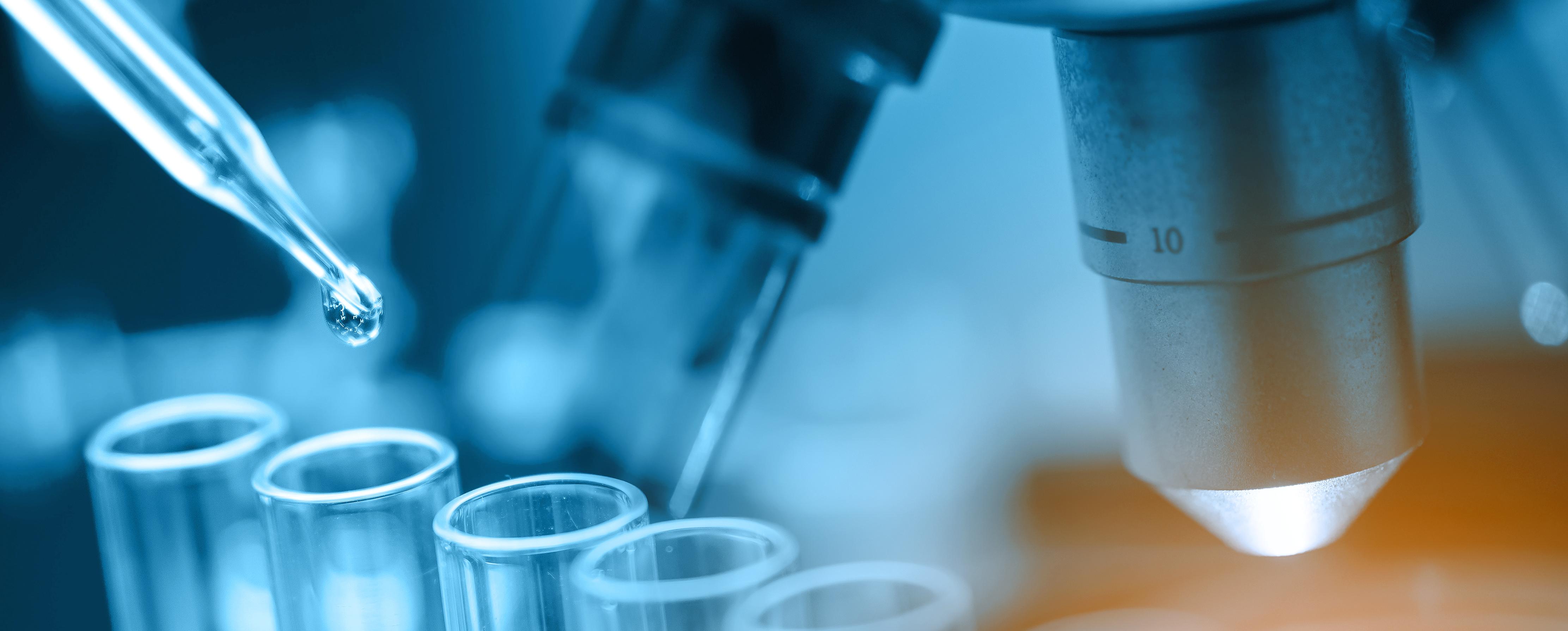 Pipette mit Reagenzgläsern